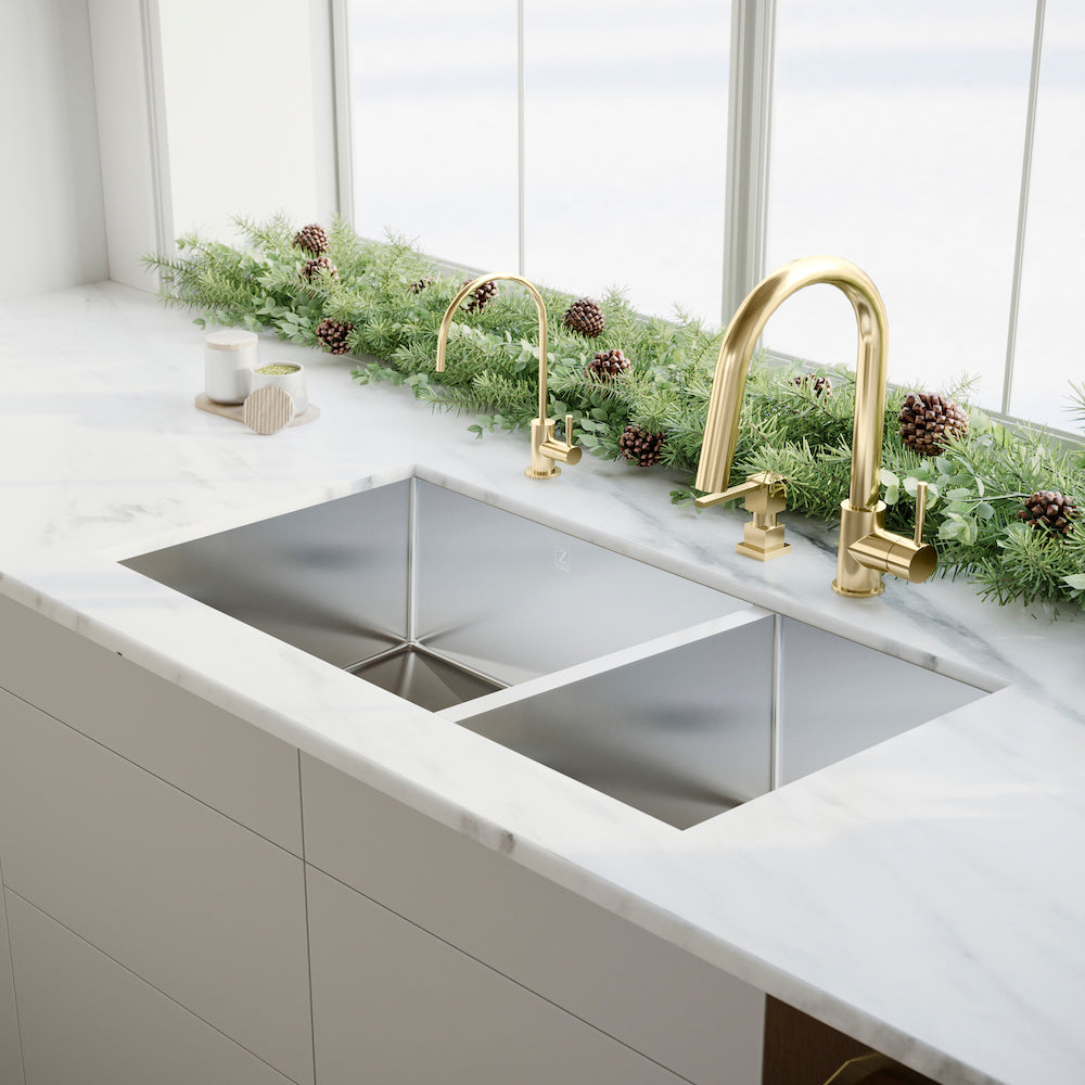 ZLINE Autograph Edition Faucet Soap Dispenser in Polished Gold (FSD-PG)