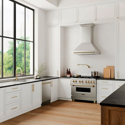 ZLINE Autograph Edition 36 in. Stainless Steel Range Hood with Stainless Steel Shell and Polished Gold Handle (8654STZ-36-G)