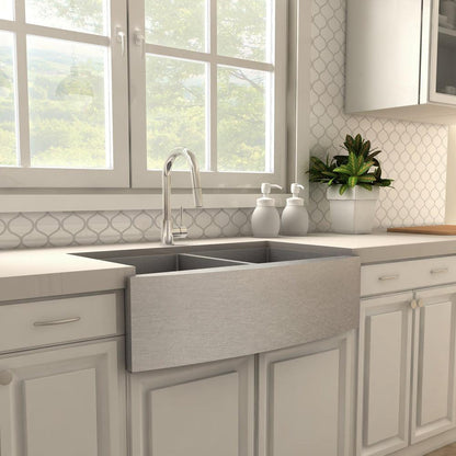 ZLINE Dante Pull Down Single Handle Kitchen Faucet in Chrome (DNT-KF-CH)